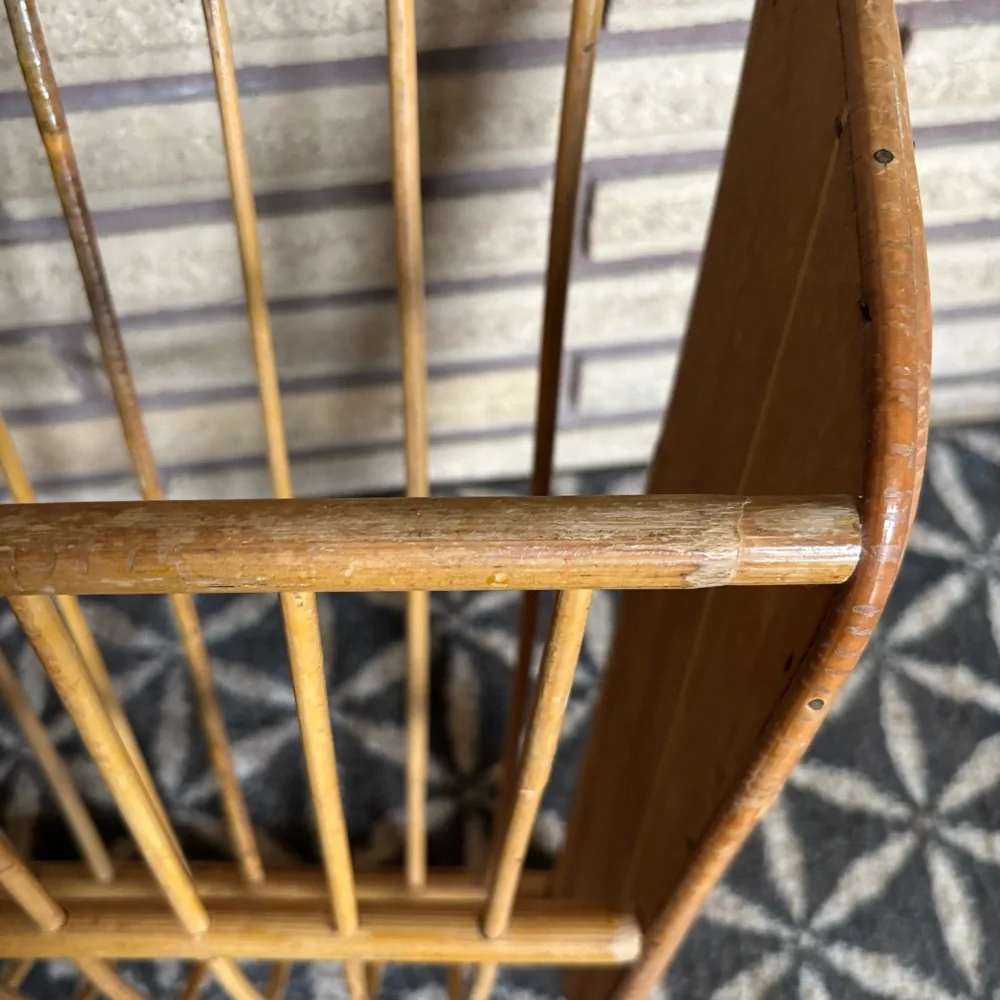 70's Wall Mount Wicker Magazine Rack - Wicker Rack - Rattan Magazine Holder - Picture 12 of 14